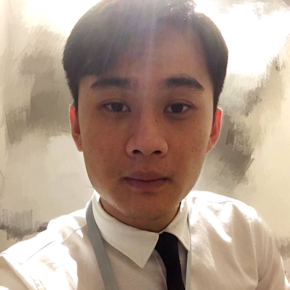 忐忑用青衫的照片