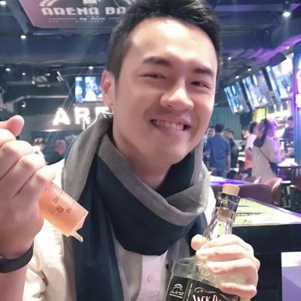 吴福江的照片
