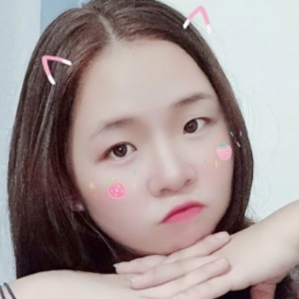 爱哭的鬼丫头的照片