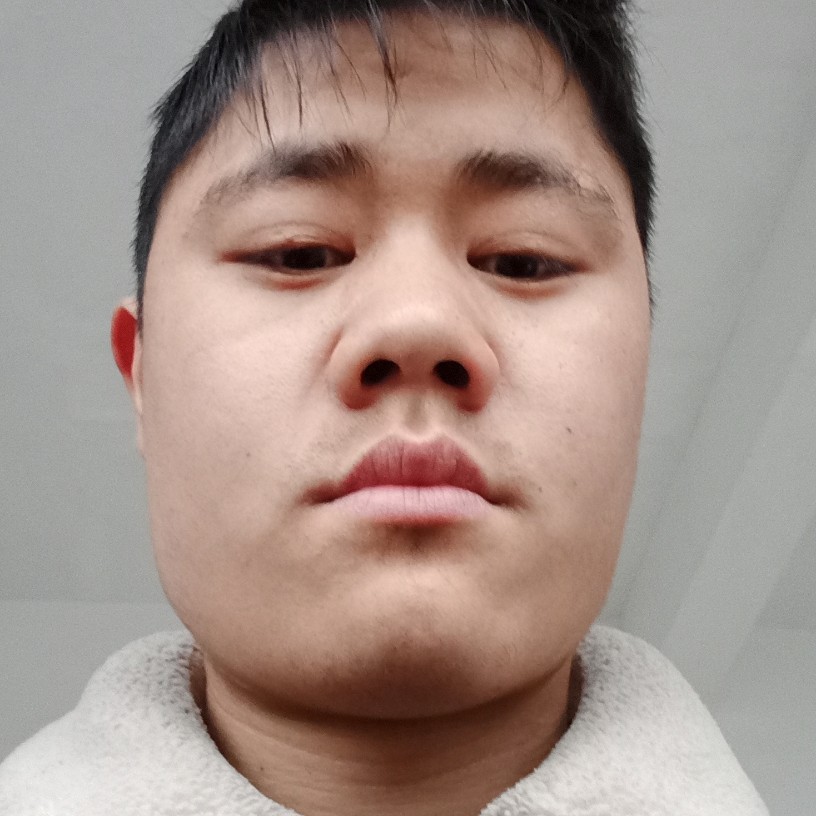 梁传胜的照片