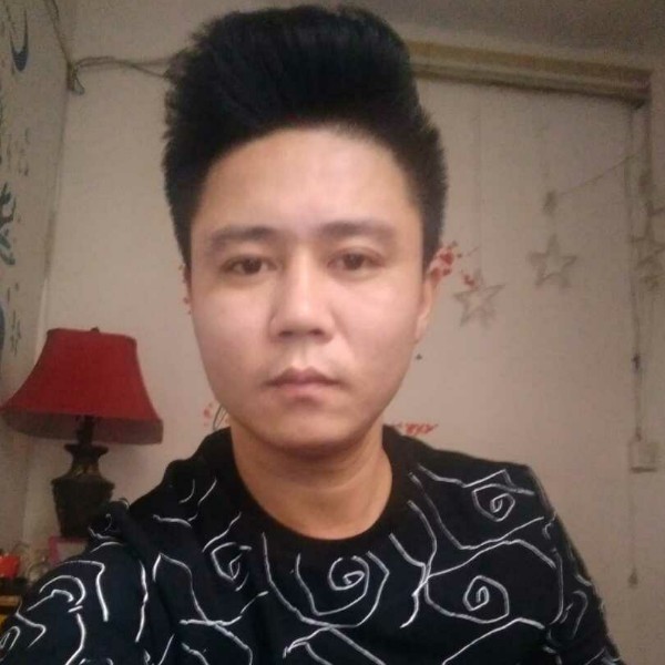 肝苦人的照片