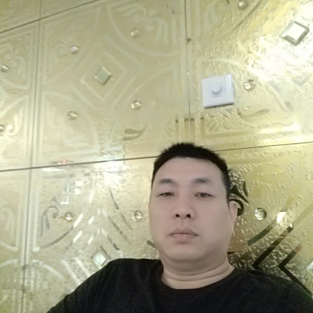 勤恳电源的照片
