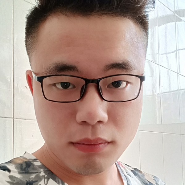 爱撒娇泪了大门的照片