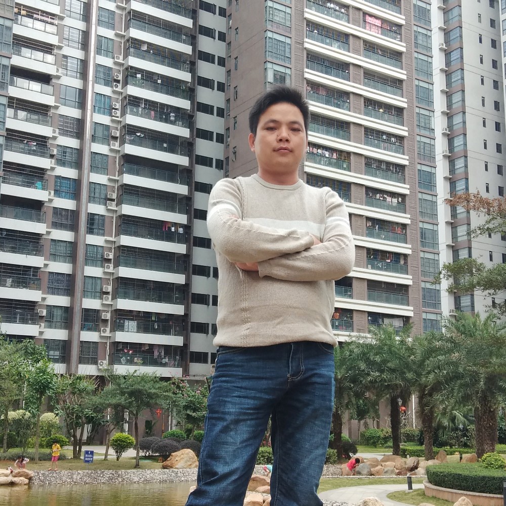 可爱等待冥王星的照片