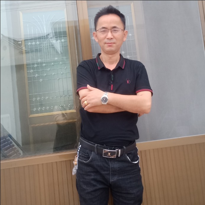 俊乐一生的照片
