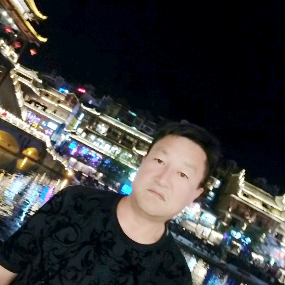 单纯老帅哥的照片