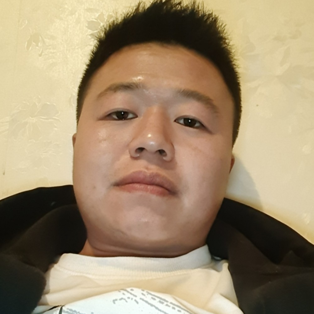 老实芭蕉的农村人的照片