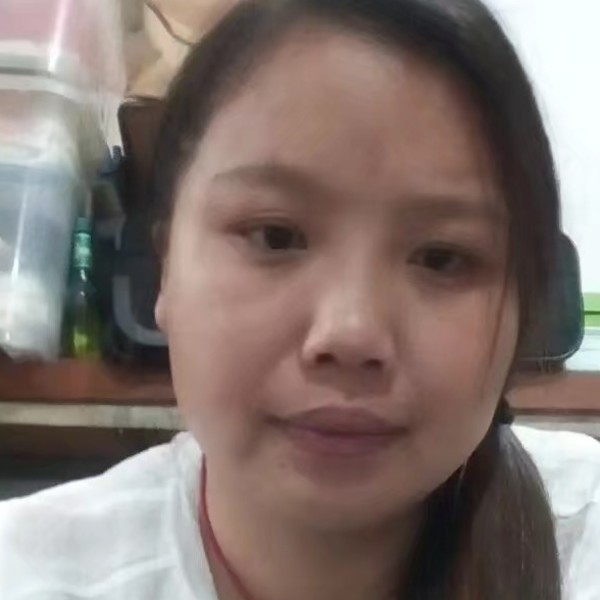 微笑拿忘忧的照片