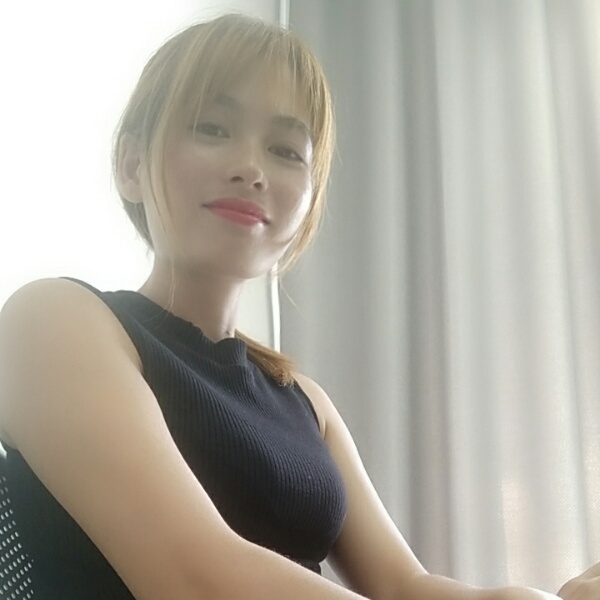 巧媚的照片