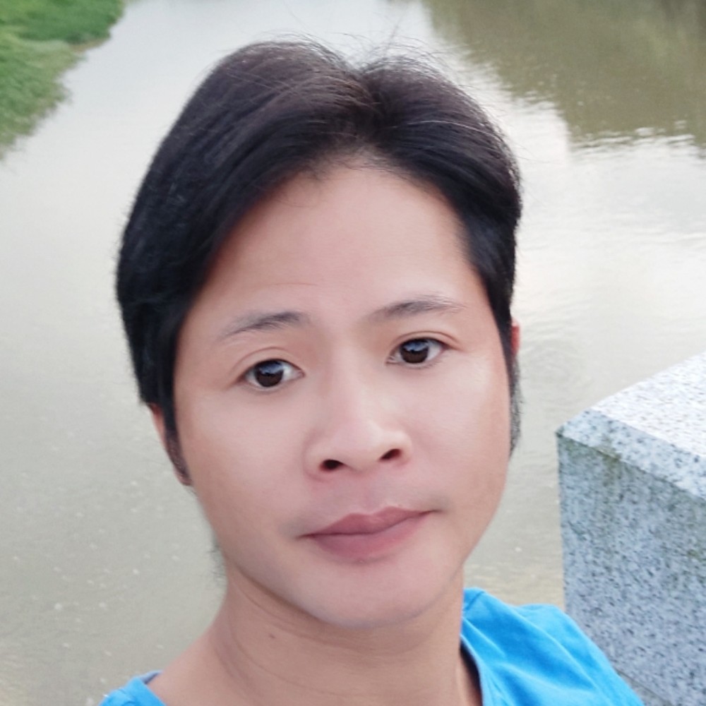 小松鼠浮生的照片