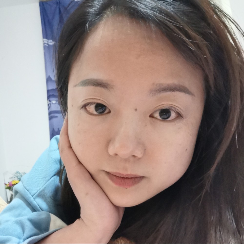 以姿的照片