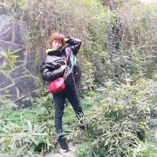 俏皮爱恋未来的照片