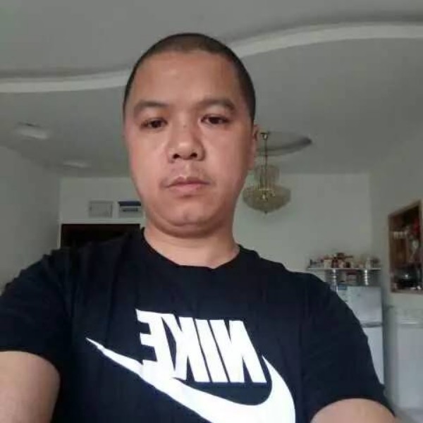 寂寞邂逅小刺猬的照片