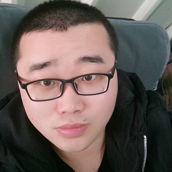 沉默向红尘的照片