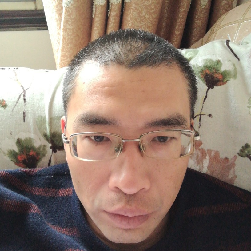 幽谷阳光的照片