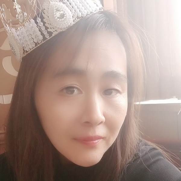 我们的爱恋霓裳的照片