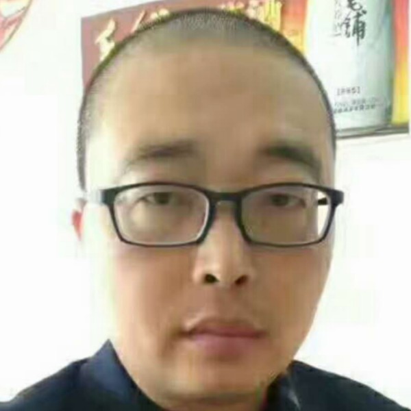 俭朴方黄豆的照片