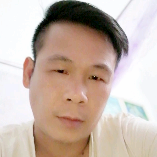 樱桃回眸稳重的照片