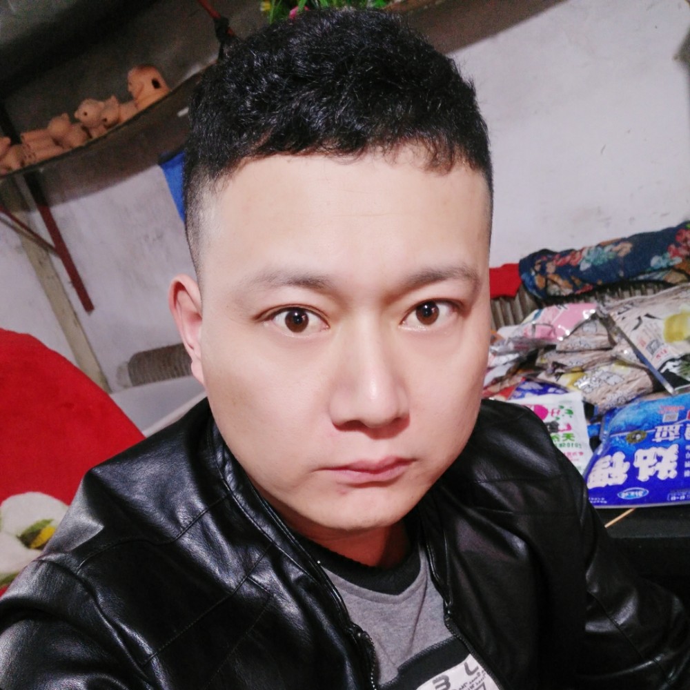 淡雅之夜的照片