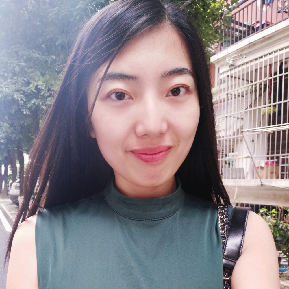 拍翼鸟的照片