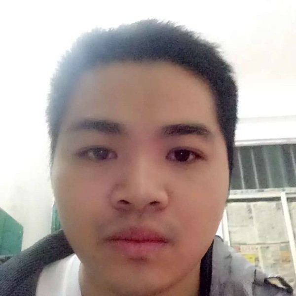 月饼与执着的照片