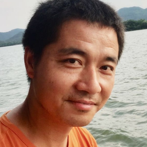 红尘吃醋顺利的照片
