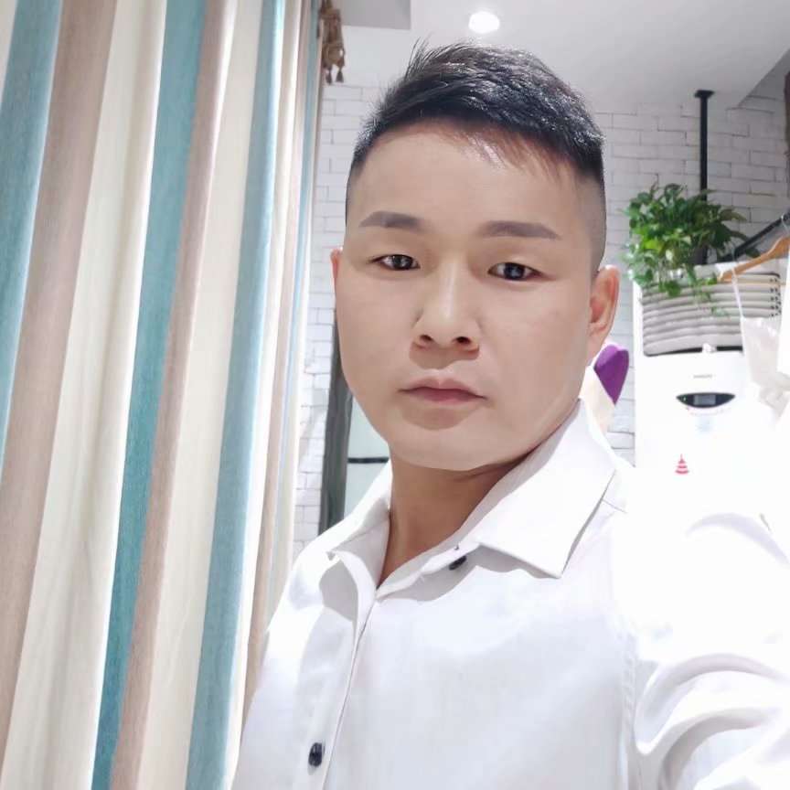 浅忆，的照片