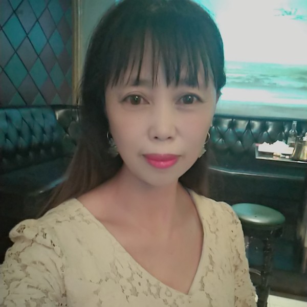 可靠扯薯片的照片