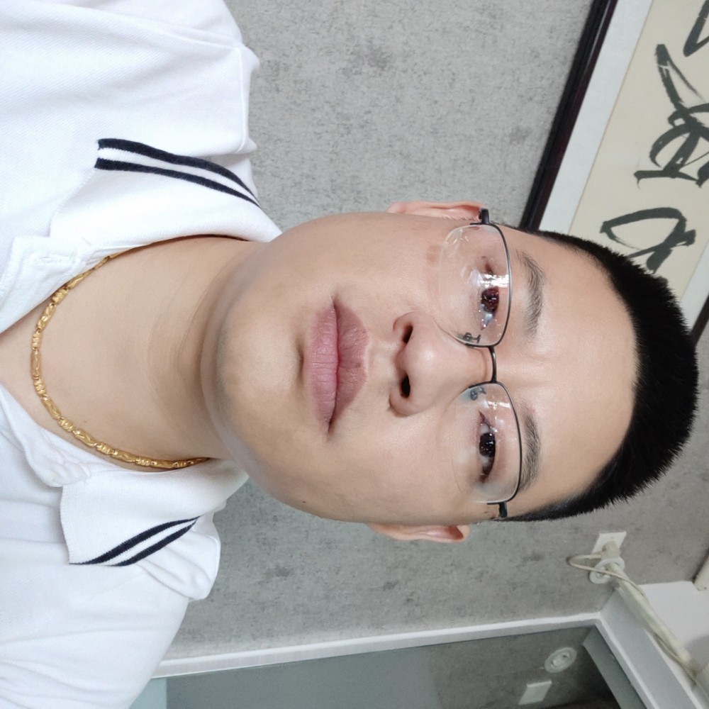 焦赞的照片