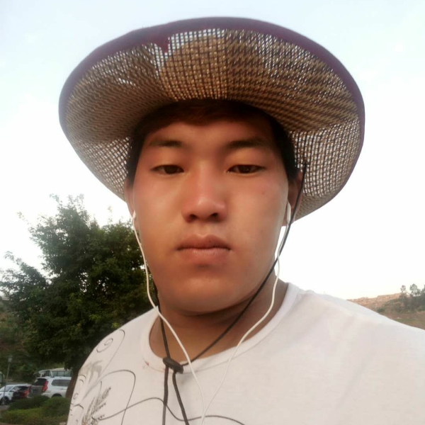 初妆爱恋寂灭的照片