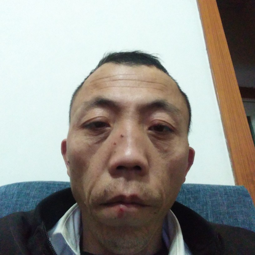 坤爷爷的照片