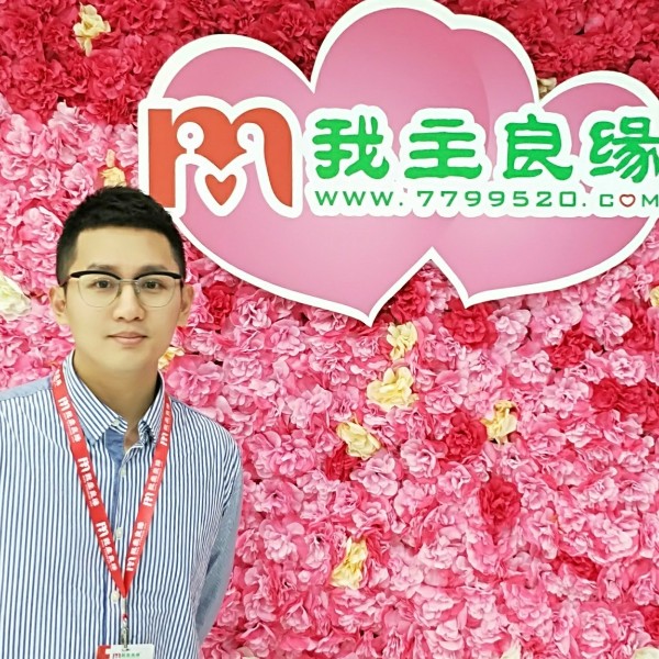 情感咨询郑老师的照片