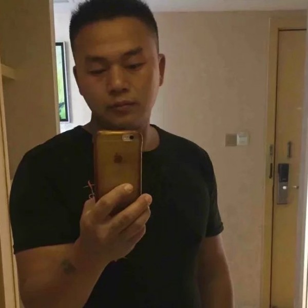 不脱我就撕的照片