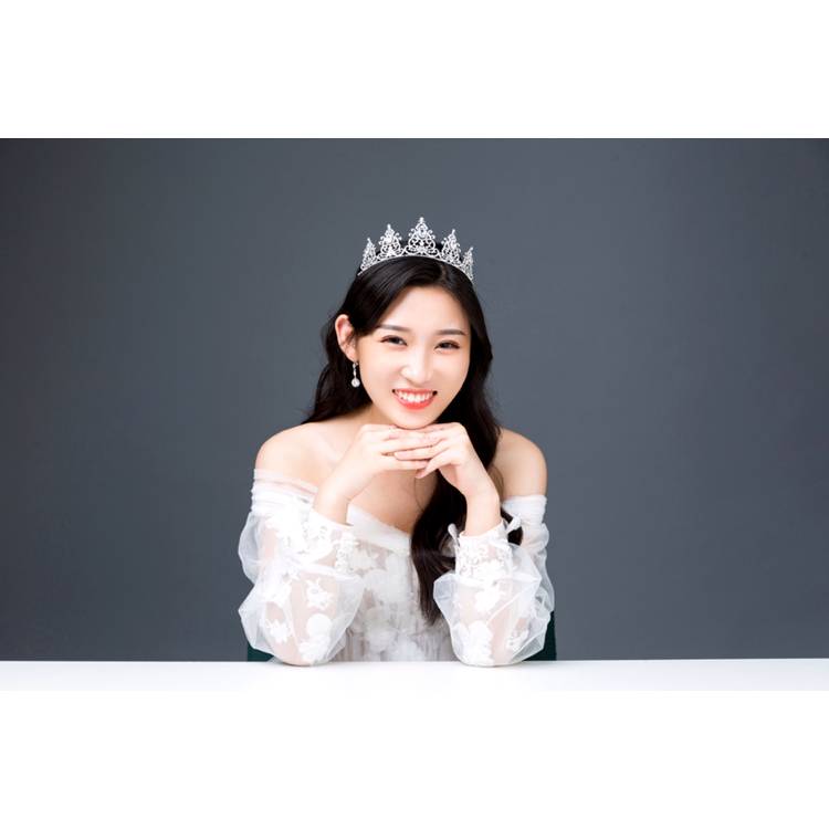 铃铛泪了妩媚的照片