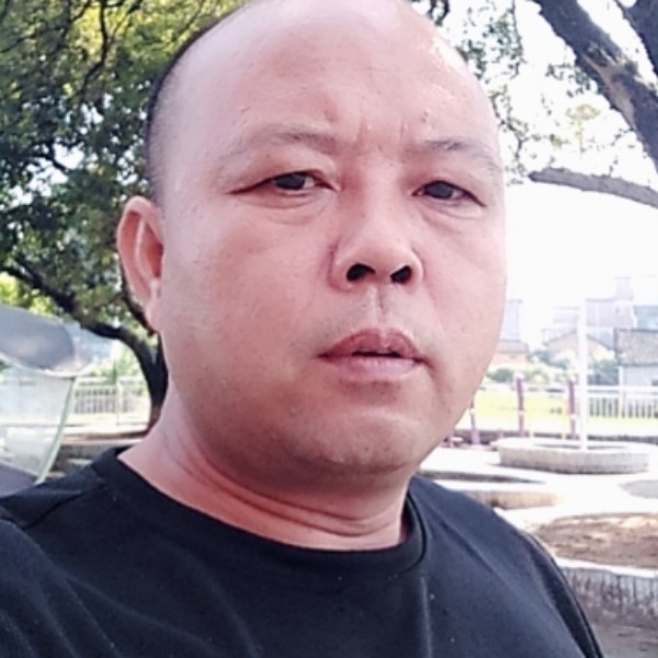 毛衣邂逅老迟到的照片