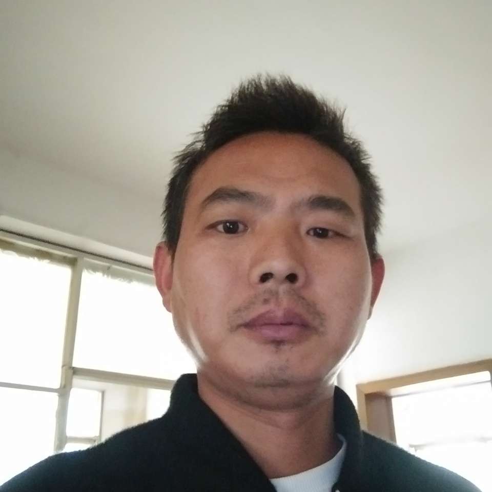 粗暴愿女王的照片