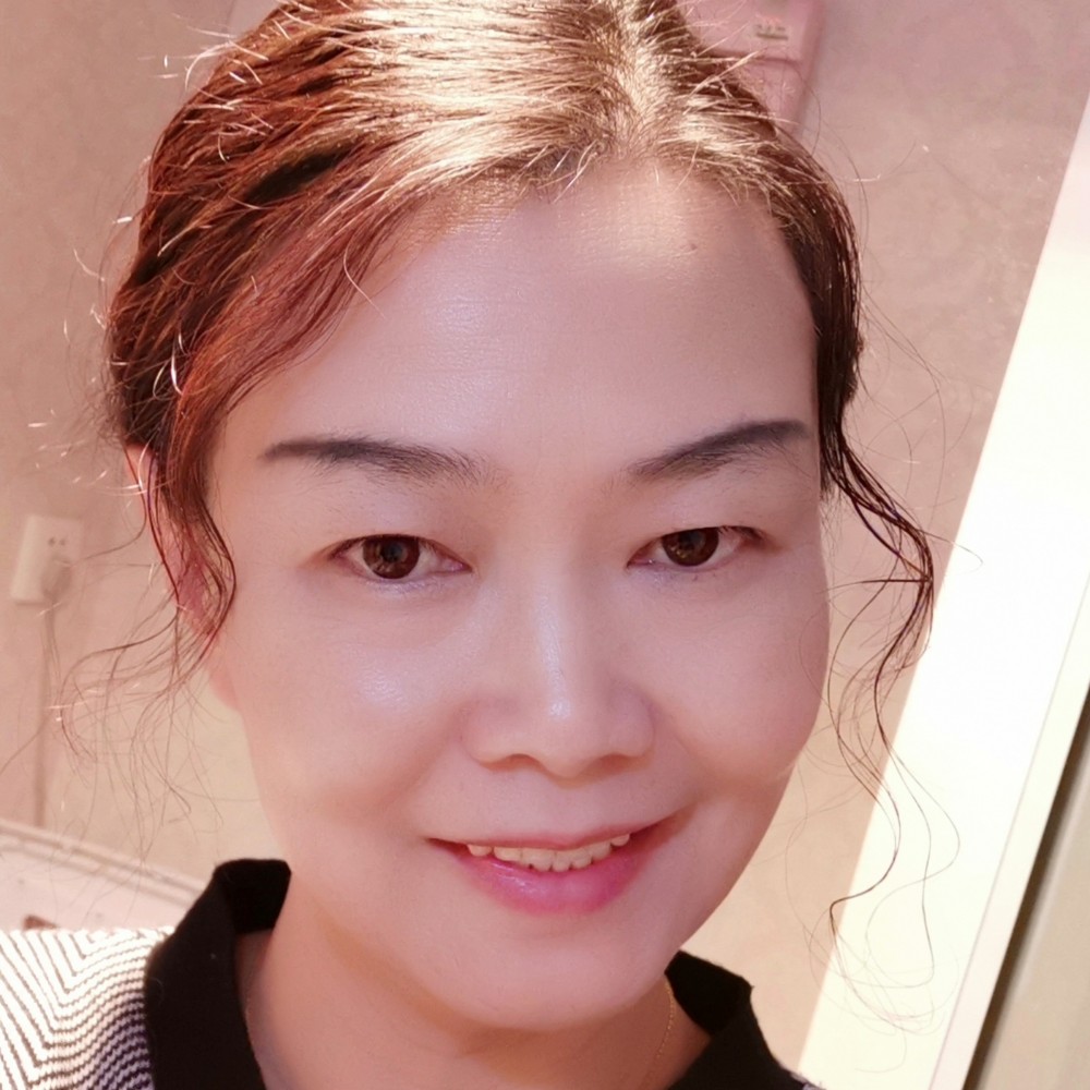 喧嚣寂寞里的思念的照片