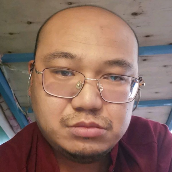 陈颖嘉的照片