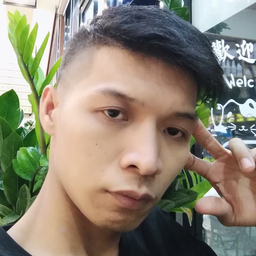 舒适踢太阳的照片