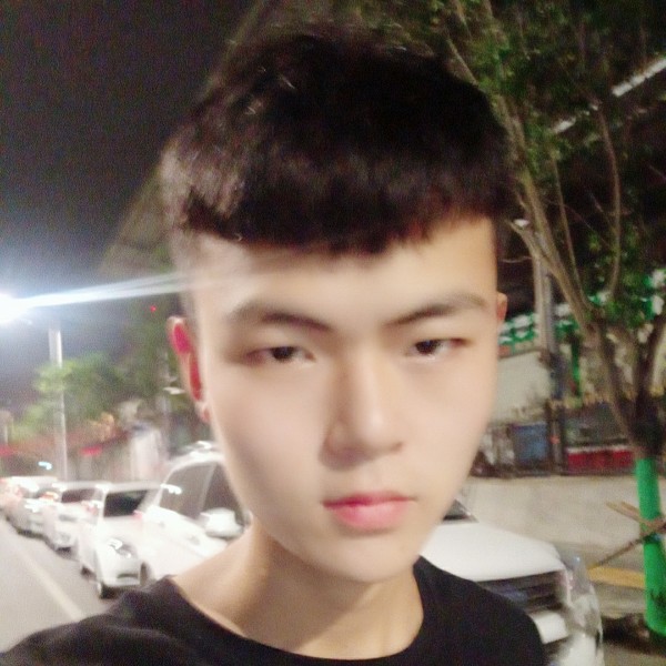 疯自的照片