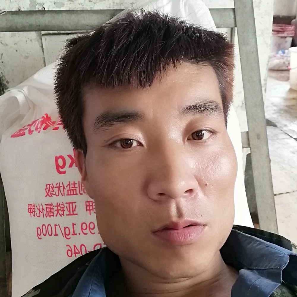 红玫瑰爱听歌的照片