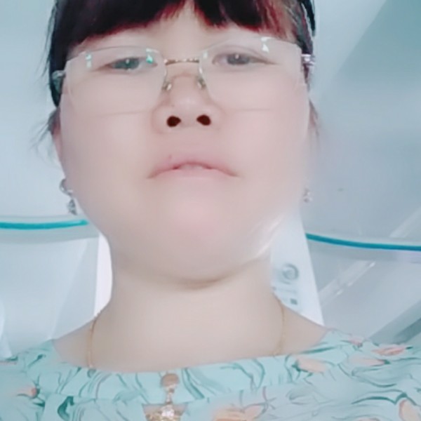 水壶邂逅魁梧的照片