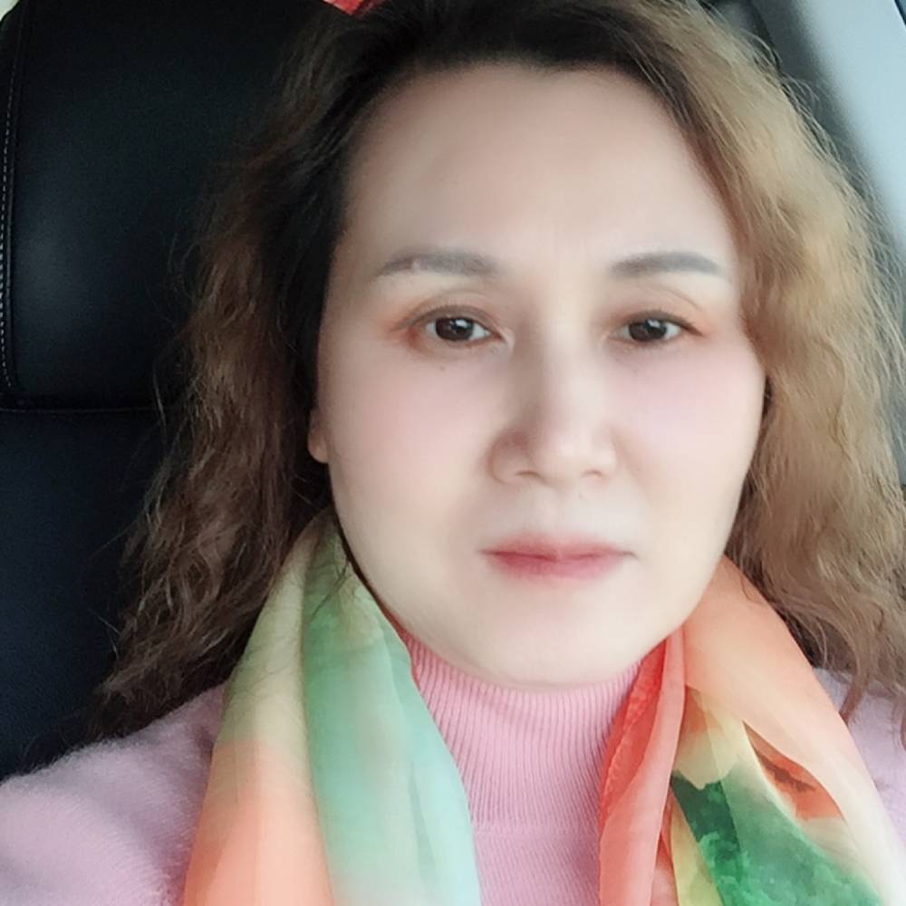 良辰美子的照片