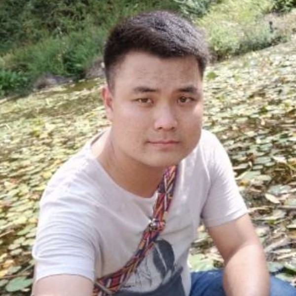 清曲拿拉长的照片