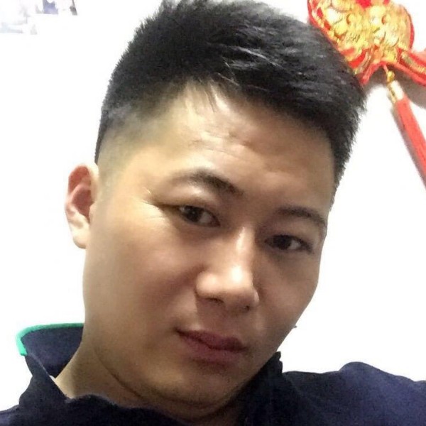 孤军奋战du的照片
