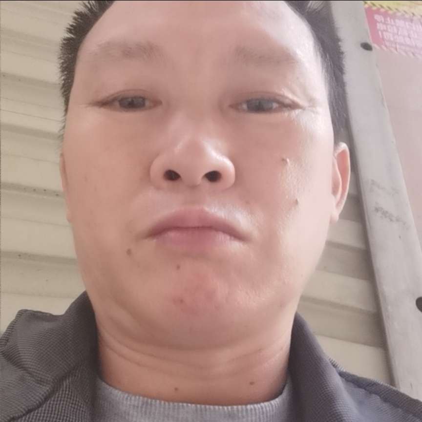 香水给黯然的照片