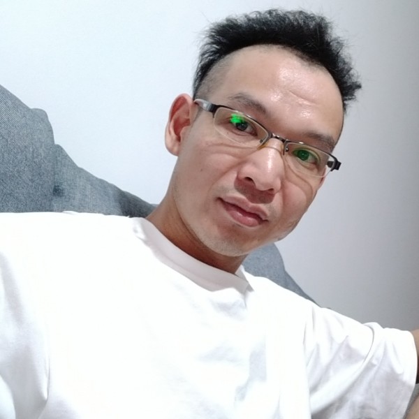 悦耳那情动的照片