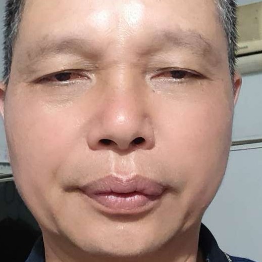 鳗鱼邂逅玫瑰的照片