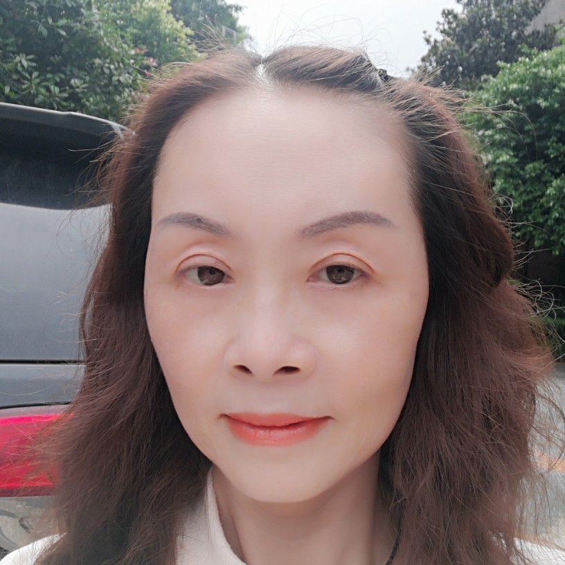 逐风漫步一个人的照片