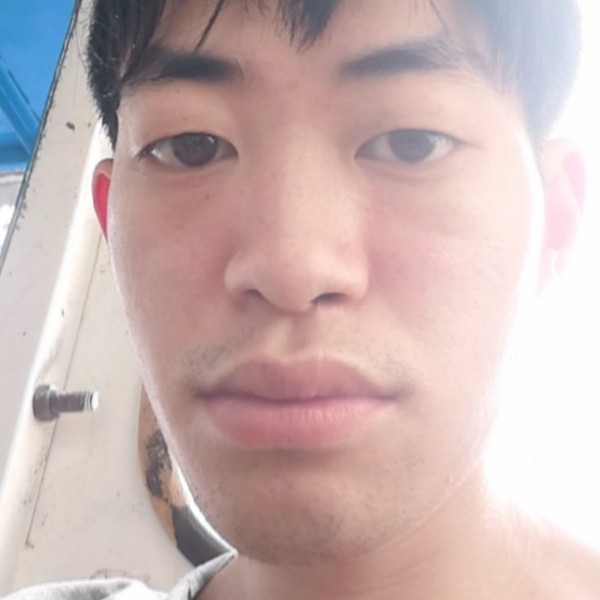 孤單小亮的照片